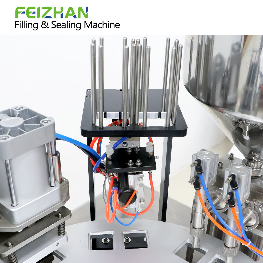 lids feeding structure of food packaging machine for cups