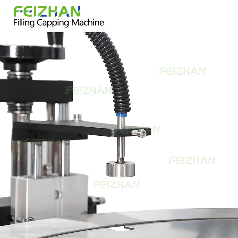 pouch opening system of cooking sauce packaging equipment