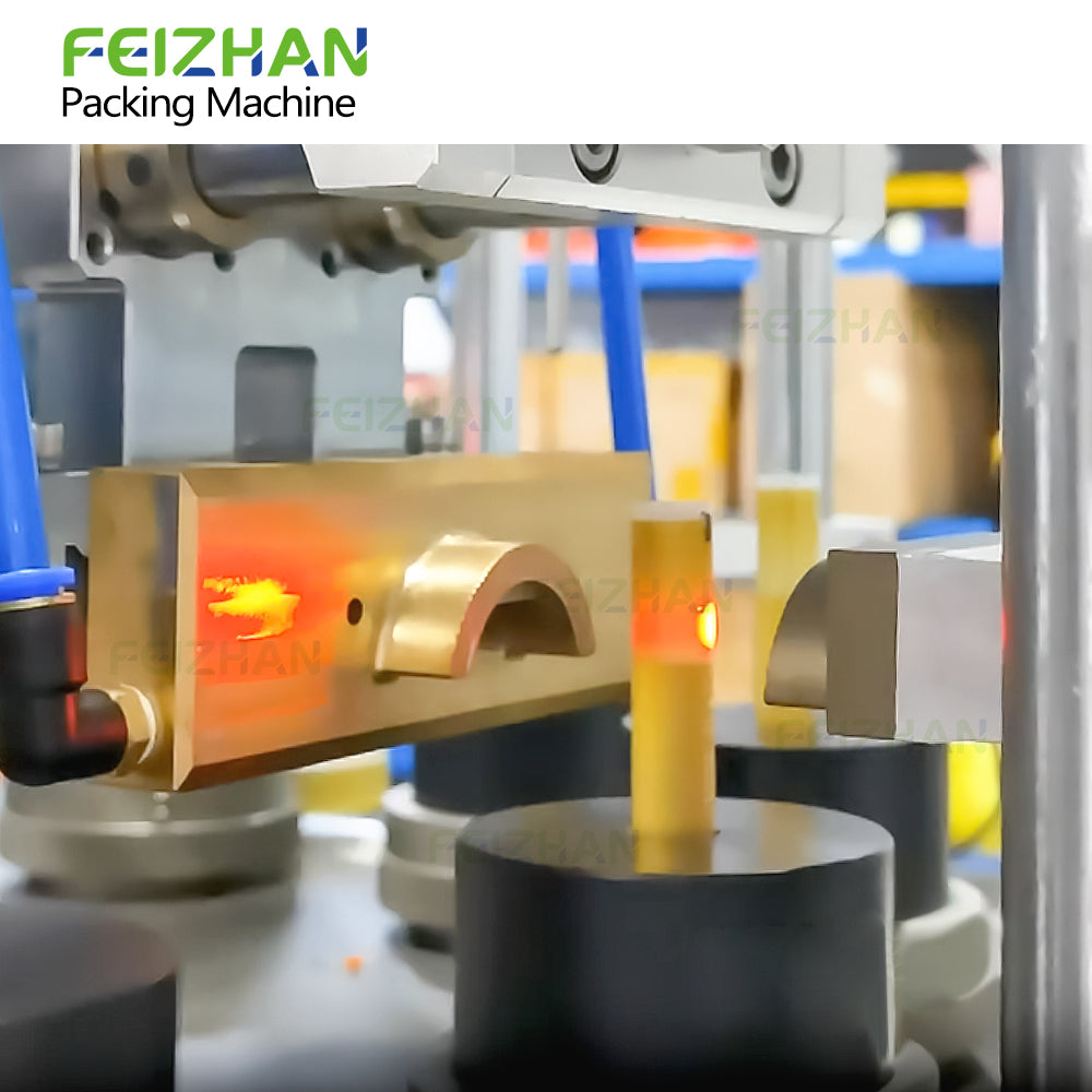 Ultrasonic sealing structure of sauce tube filling sealing machine